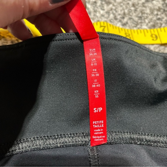 Spanx Womens Small Petite Pull-On Leggings Shiny Faux Leather Black - Picture 6 of 10